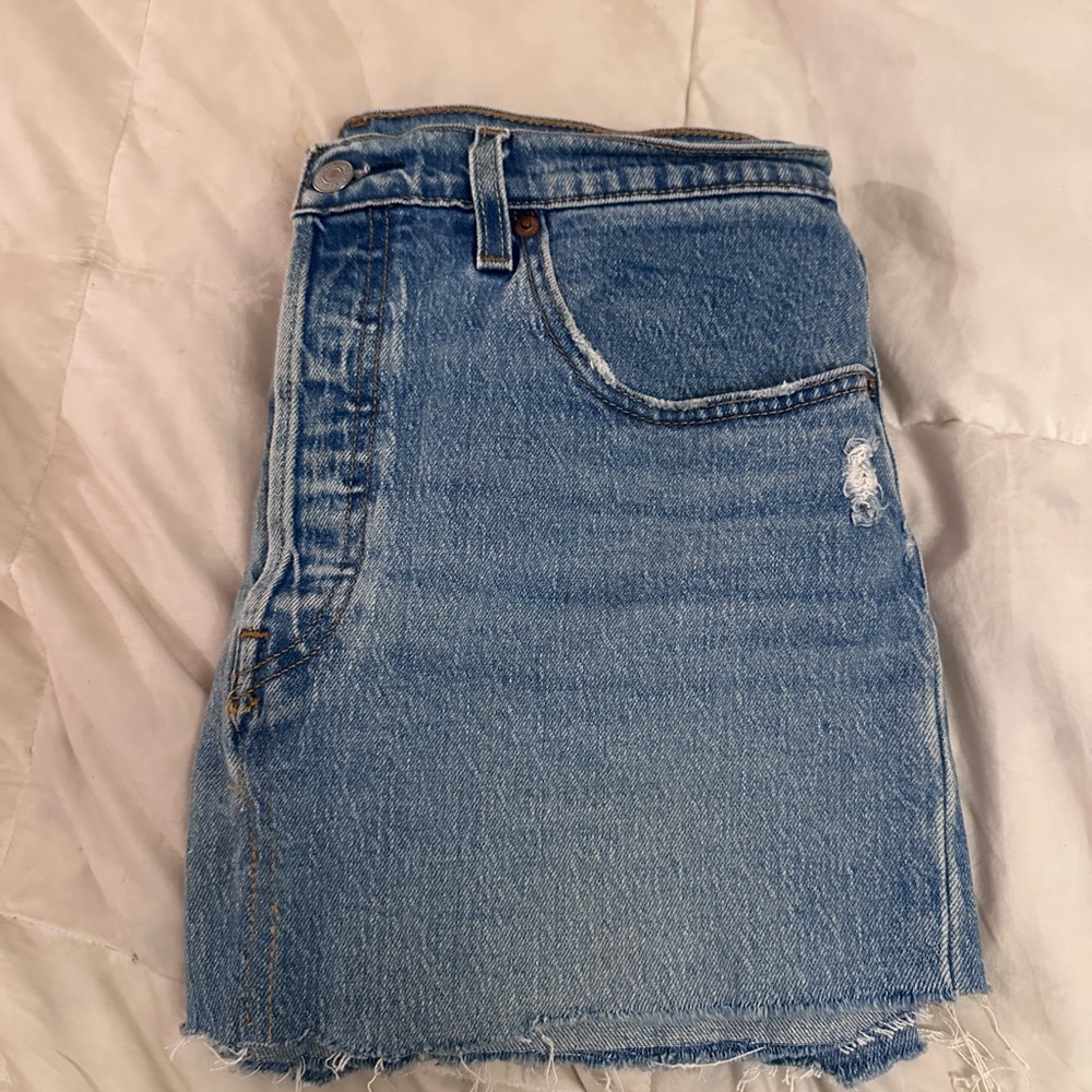Levi’s denim mini skirt